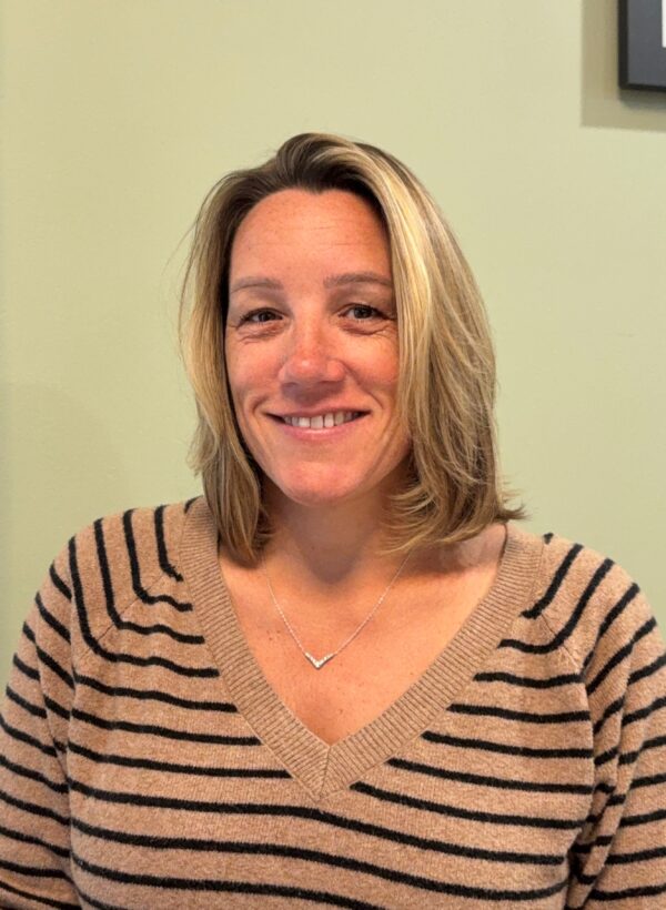 Jill Rivas Headshot